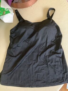 Belle by Kim Gravel Black Swim Tankini top size 10 NWT
